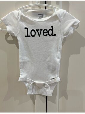White "loved” Baby body suit 0-3m